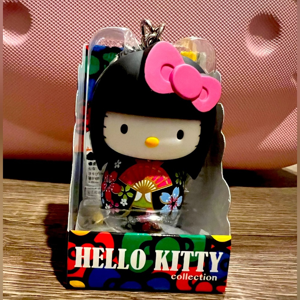 🌸Hello Kitty Japanese Wooden Doll Keychain🌸